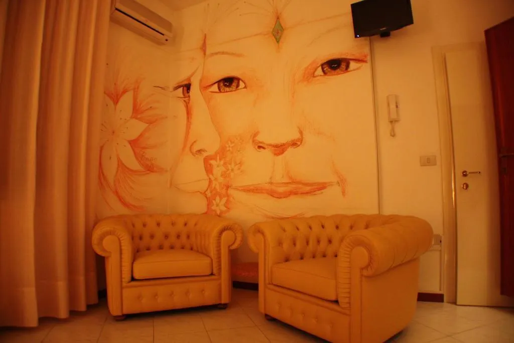Hotel Julia Llido Degli Estensi 3*,