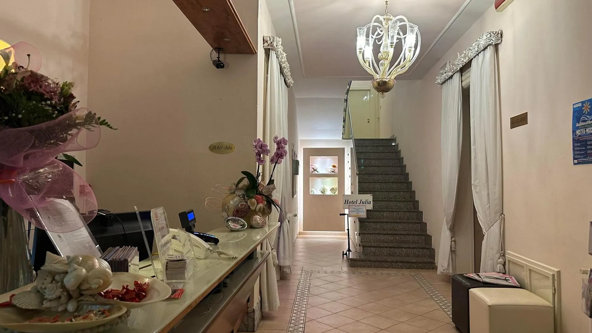 ***  Hotel Julia Llido Degli Estensi Italia
