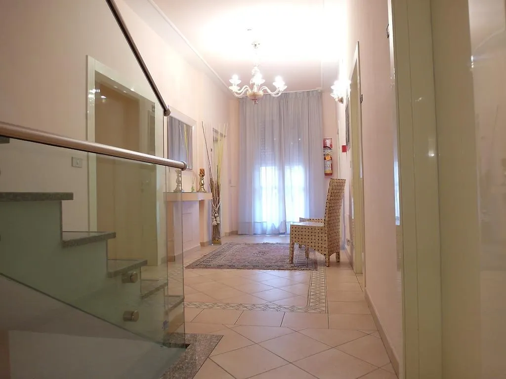 Hotel Julia Llido Degli Estensi