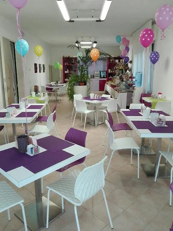 Hotel Julia Llido Degli Estensi