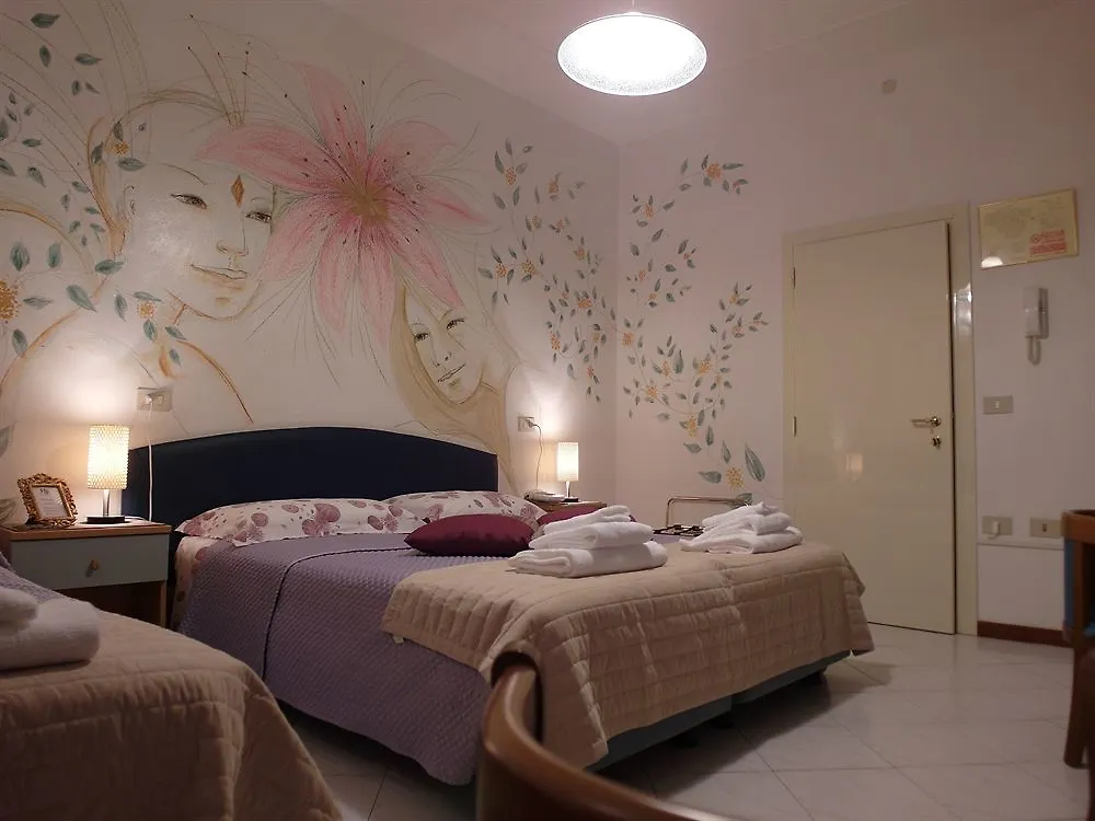 Hotel Julia Llido Degli Estensi