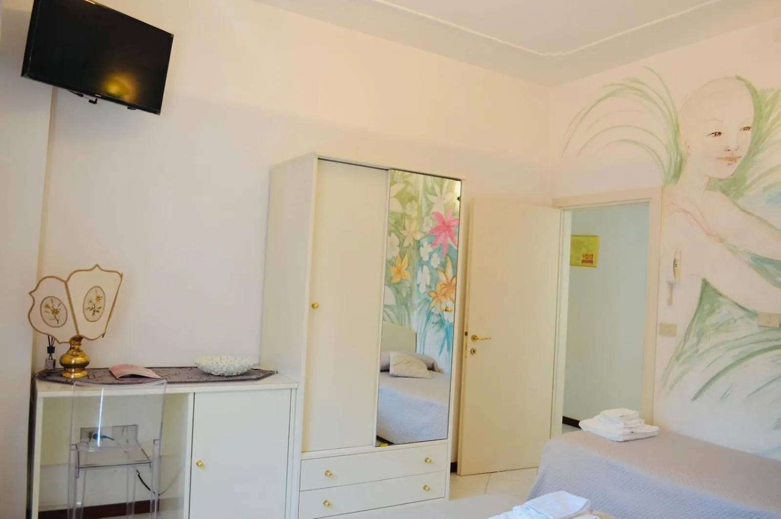 Hotel Julia Llido Degli Estensi